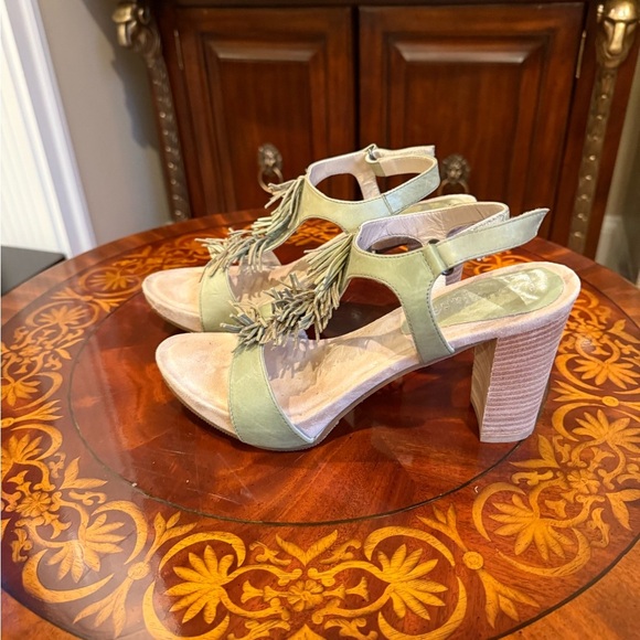 NWOT Aquatalia Women's Green Leather Zeus Heeled Sandal SZ 10 Made in Italy - Picture 2 of 11